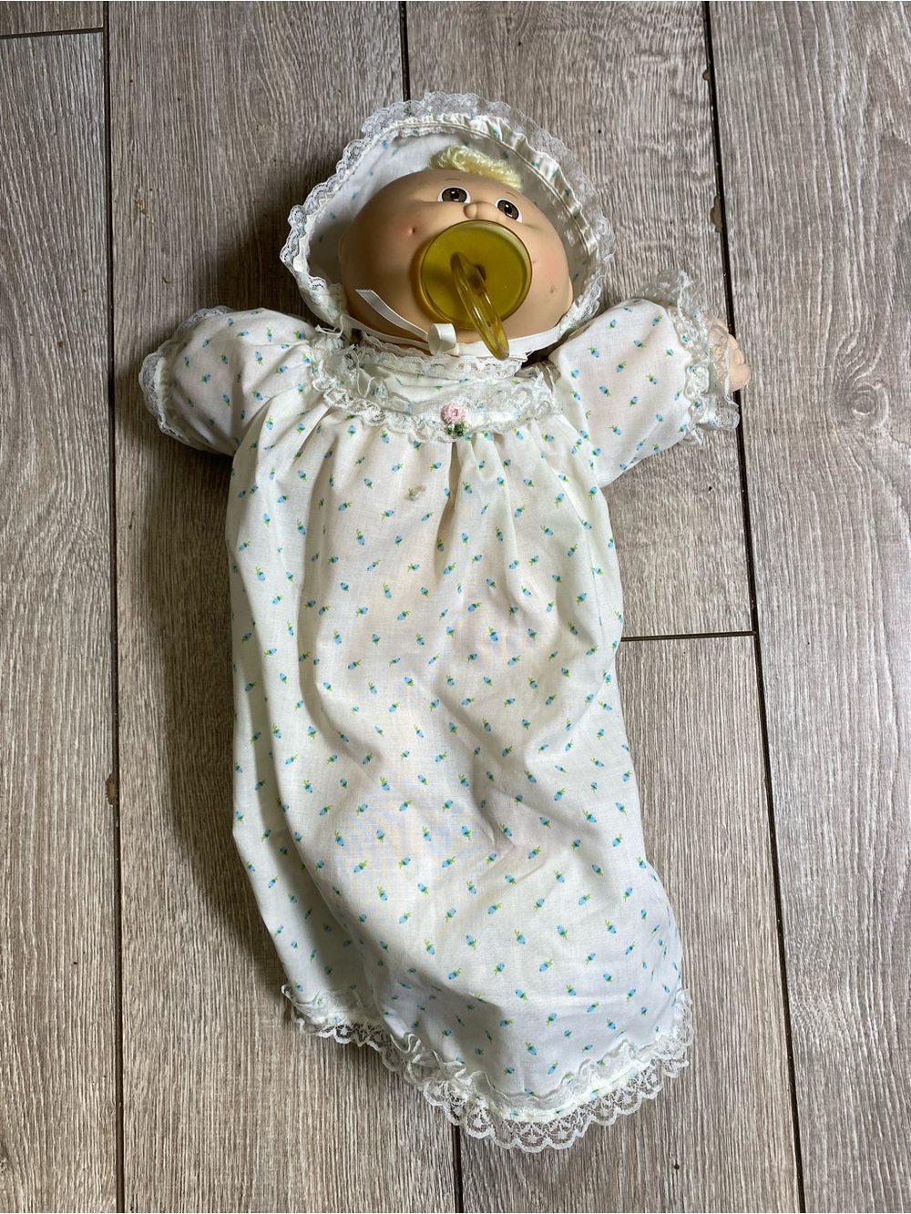 Vintage 1982 Cabbage Patch Kids Preemie Doll Girl Pacifier Blue Floral Gown Cap